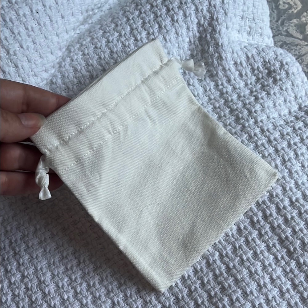 Dior Cream Drawstring Pouch with Gold Logo - Picture 3 of 5